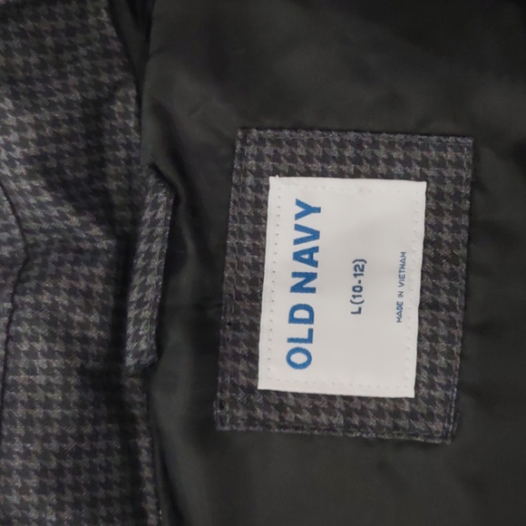 OLD NAVY VEST. - Picture 11 of 13